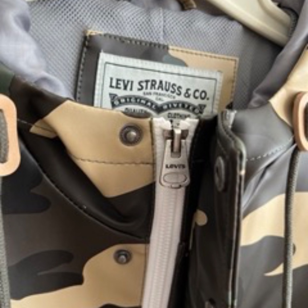 Men's Rain Jacket: Levi's Men's Rubberized Rain Parka Jacket, Camo, Small - Picture 6 of 11